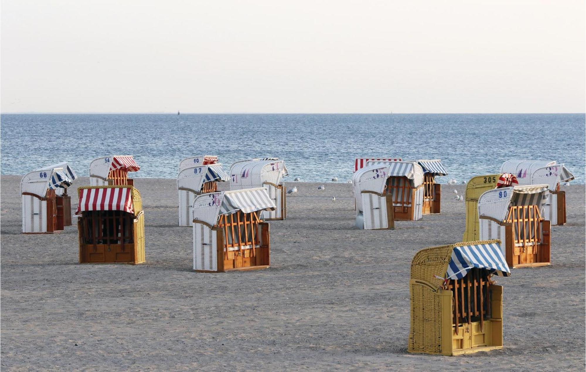 Awesome Apartment In Luebeck Travemuende With Wifi Екстер'єр фото